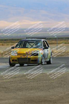 media/Sep-30-2023-24 Hours of Lemons (Sat) [[2c7df1e0b8]]/Track Photos/10am (Star Mazda)/